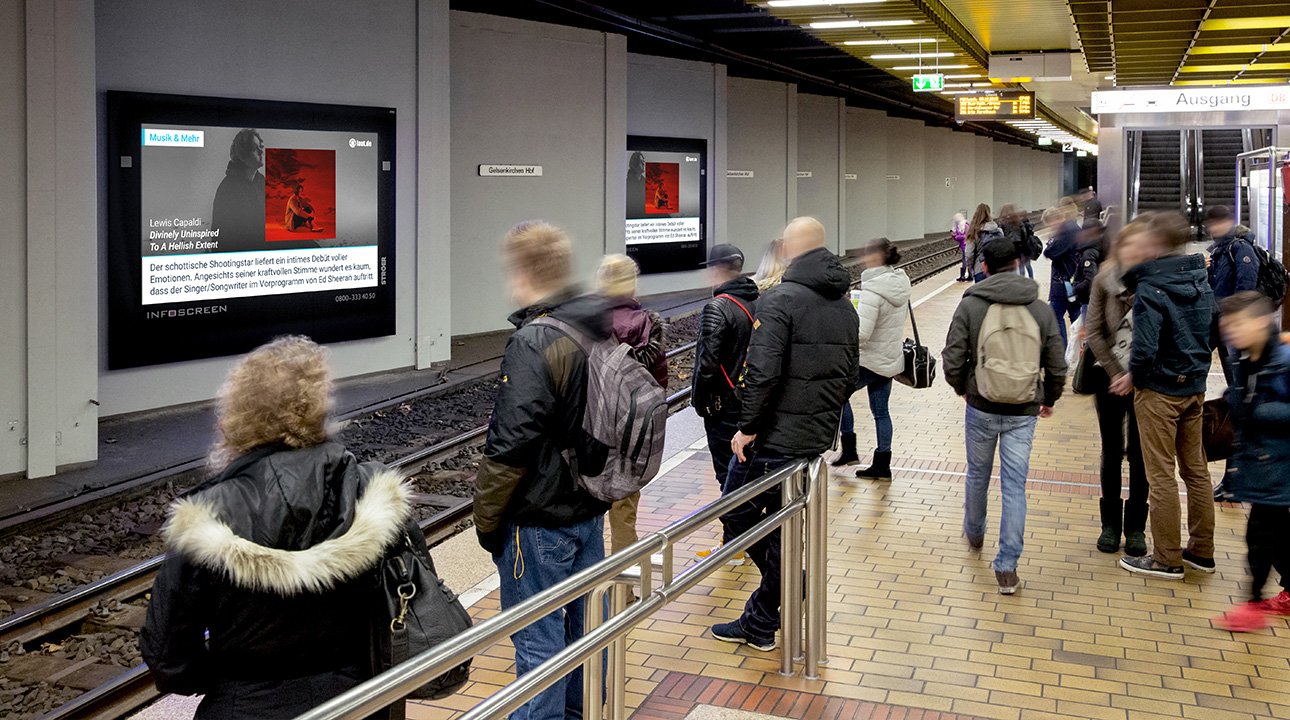 Public Video Infoscreen STRÖER