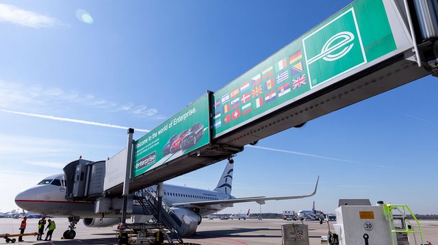 Flughafenmedien DUS Airport