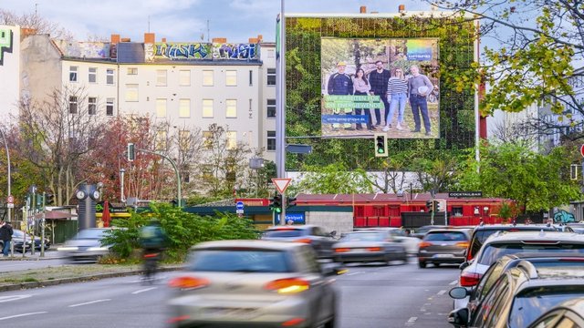 Germany's most sustainable Giant Poster location: blowUP media launches Vertical Garden® in Berlin