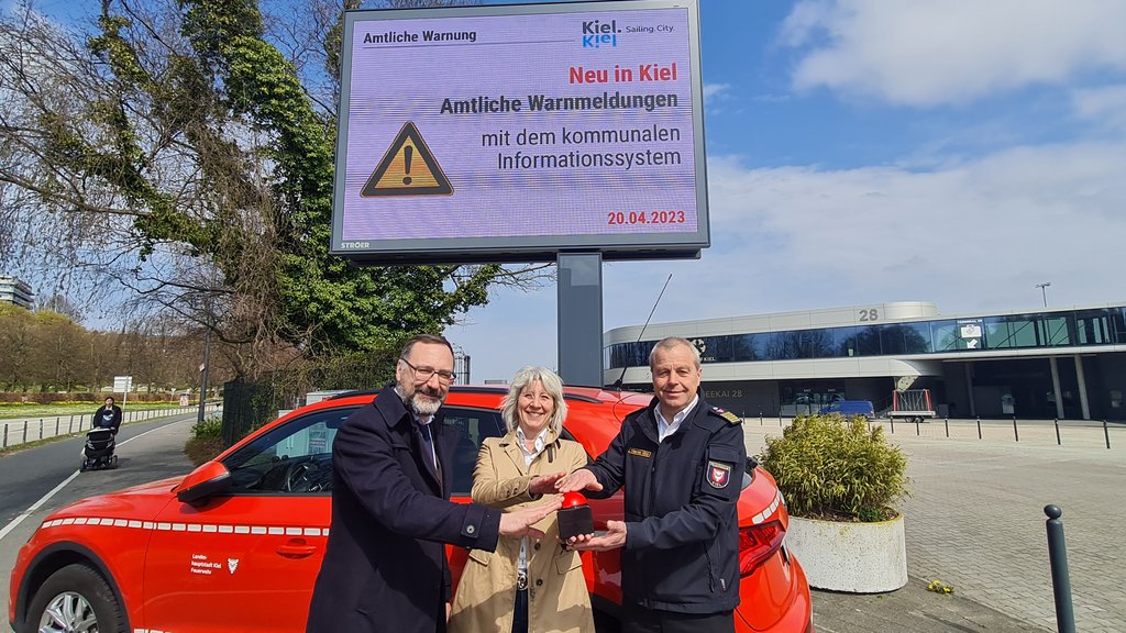 Kieler Feuerwehr sendet künftig Warnmeldungen auf digitalen Stadtinformationsanlagen